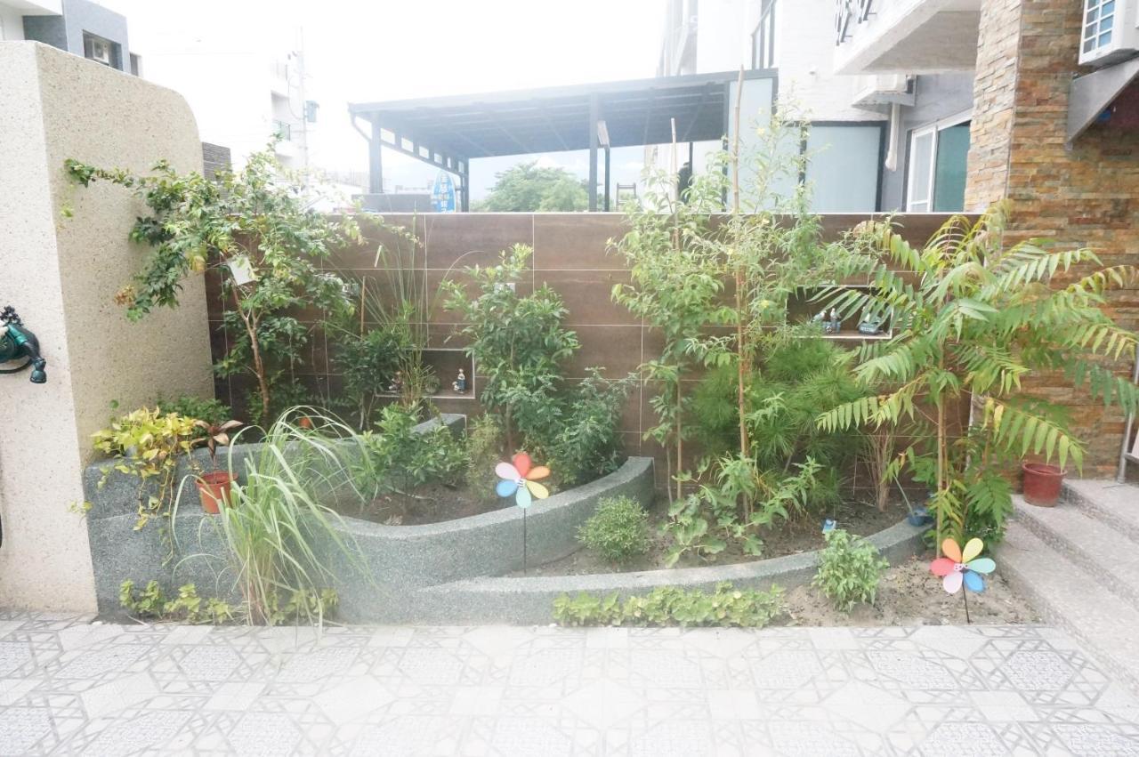 Holby No.8 Elevator Homestay T'ai-tung Exterior foto